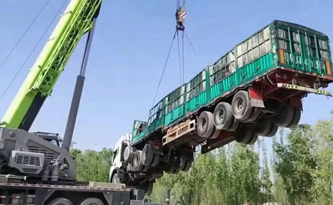 兴宾区道路脱困救援案例
